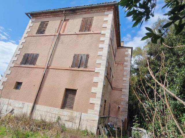 Villa Indipendente in vendita a Marche, Ancona