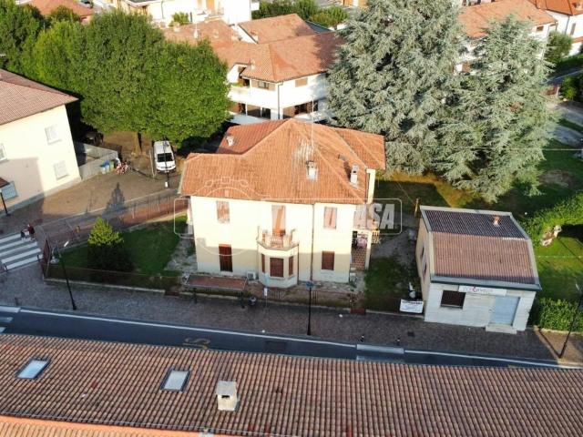 Villa Indipendente in vendita a Osio Sotto, Lombardia