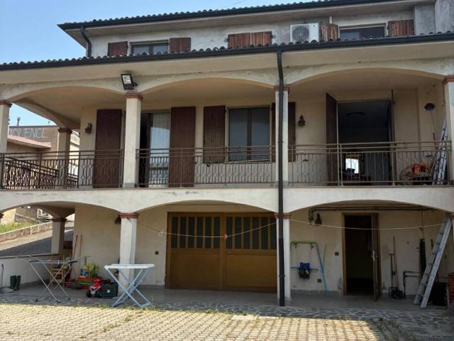 Villa Indipendente in vendita a Ospedaletto Lodigiano, Lombardia