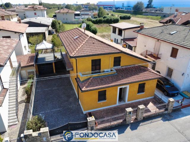 Villa Indipendente in vendita a Ospitaletto, Lombardia