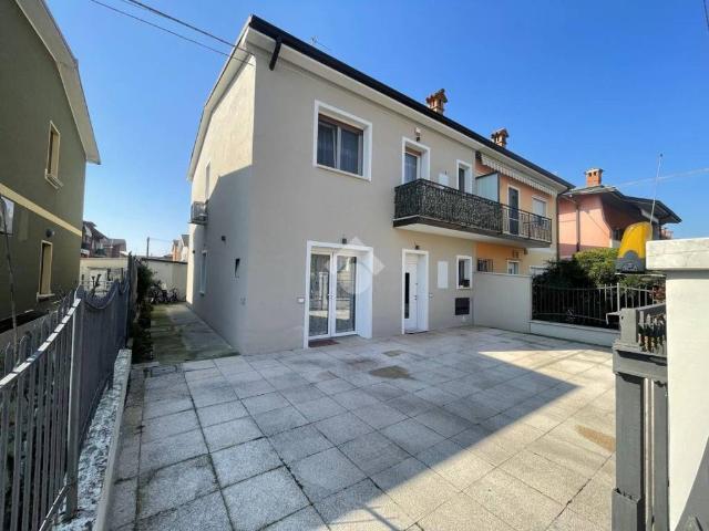 Villa Indipendente in vendita a Ospitaletto, Lombardia