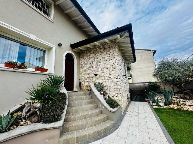 Villa Indipendente in vendita a Ospitaletto, Lombardia