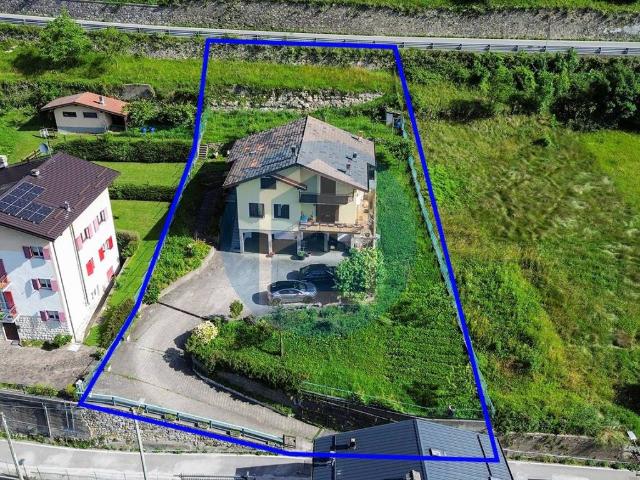 Villa Indipendente in vendita a Comunità montana della valle Camonica, Ossimo Inferiore