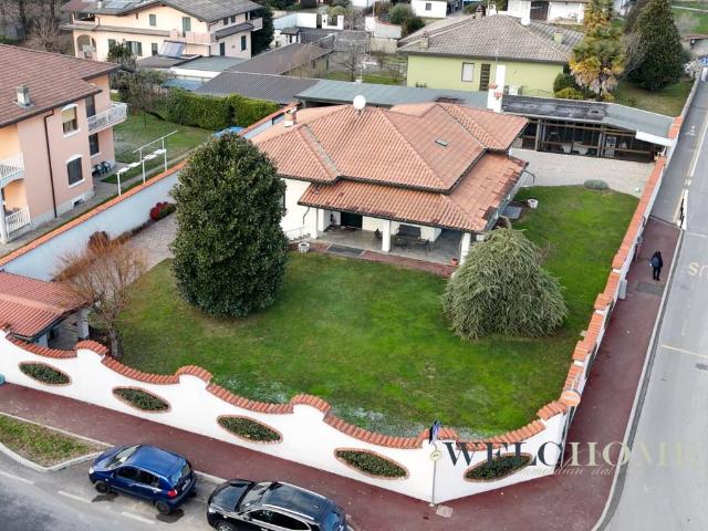 Villa Indipendente in vendita a Ossona, Lombardia