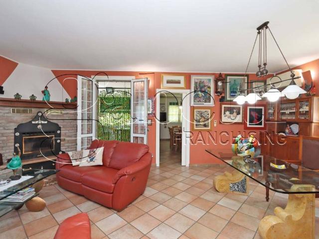 Villa Indipendente in vendita a Ostellato, Reggio Emilia