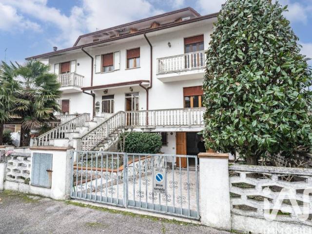 Villa Schiera in vendita a Ostellato, Reggio Emilia