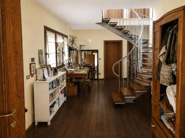Villa Indipendente in vendita a Ostellato, Reggio Emilia