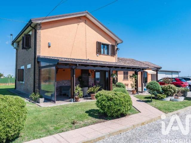 Villa Indipendente in vendita a Ostellato, Reggio Emilia