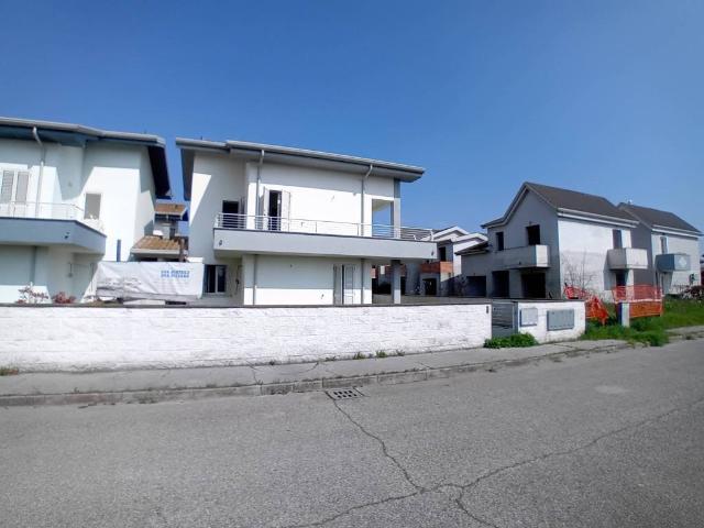 Villa Indipendente in vendita a Ostellato, Reggio Emilia