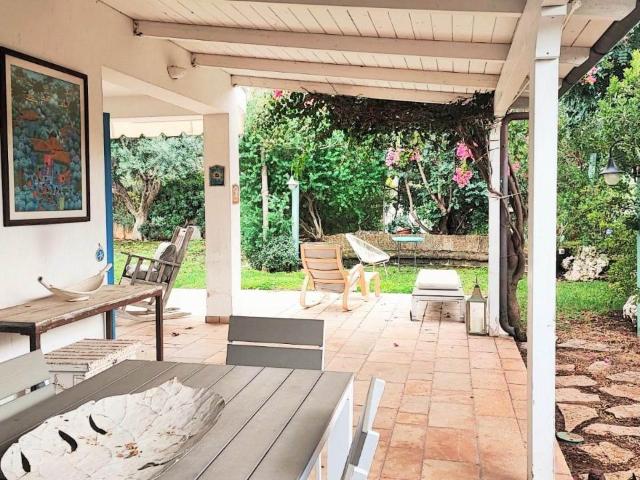Villa Indipendente in vendita a Rosa Marina di Ostuni, Puglia