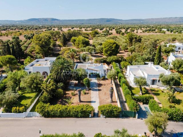 Villa Indipendente in vendita a Rosa Marina di Ostuni, Puglia