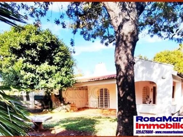 Villa Indipendente in vendita a Rosa Marina di Ostuni, Puglia