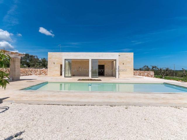 Villa Indipendente in vendita a Contrada Badessa, Puglia