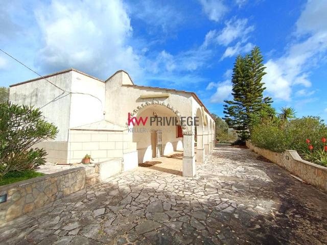 Villa Indipendente in vendita a Puglia, Brindisi