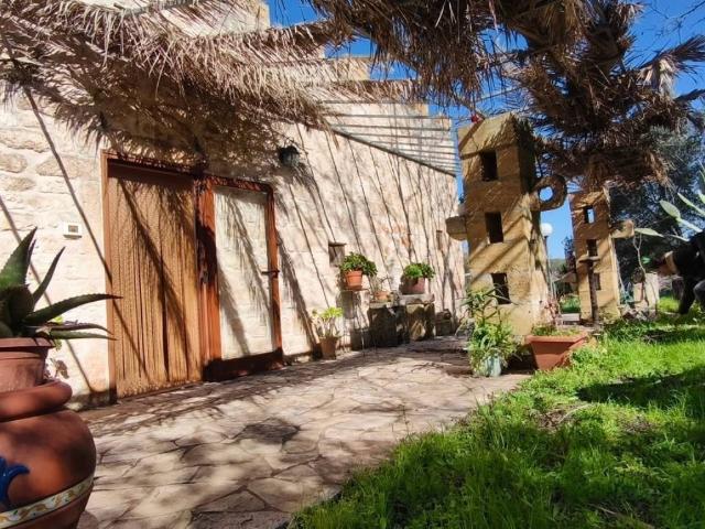 Villa Indipendente in vendita a Puglia, Brindisi