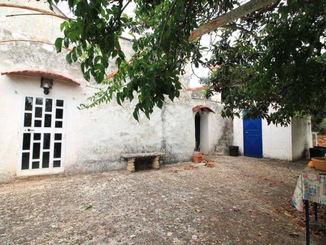 Rustico in vendita a Ostuni, Brindisi