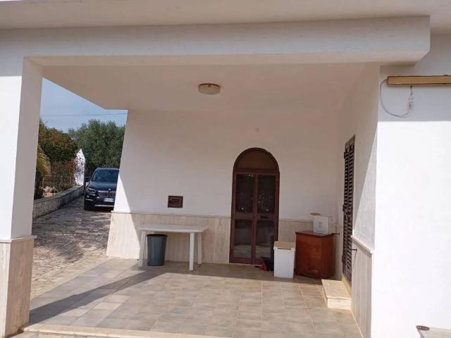 Villa Indipendente in vendita a Puglia, Brindisi