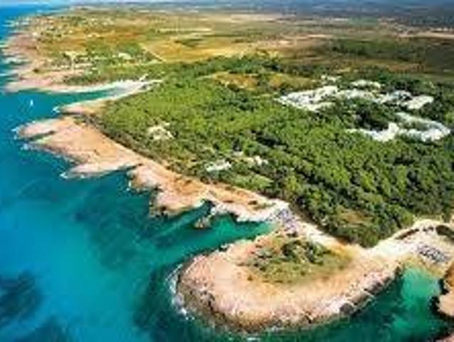 Villa Indipendente in vendita a Rosa Marina di Ostuni, Puglia