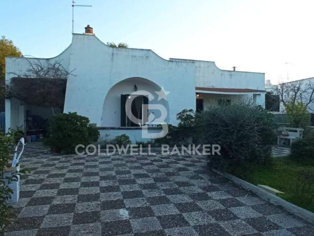 Villa Indipendente in vendita a Rosa Marina di Ostuni, Puglia