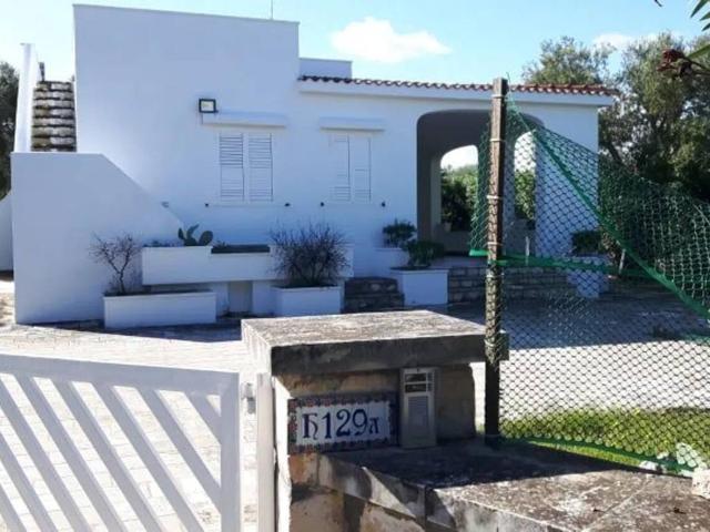 Villa Indipendente in vendita a Rosa Marina di Ostuni, Puglia