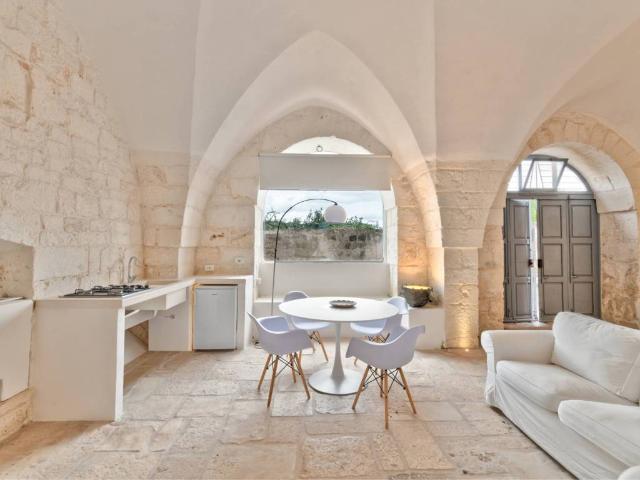 Palazzo in vendita a Puglia, Brindisi