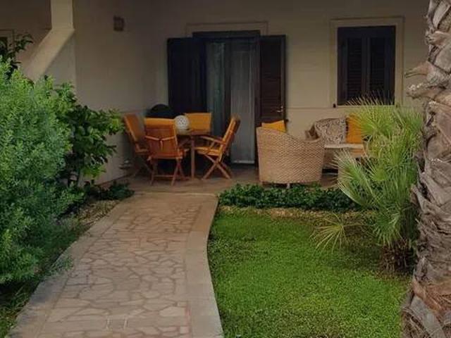 Villa Indipendente in vendita a Rosa Marina di Ostuni, Puglia