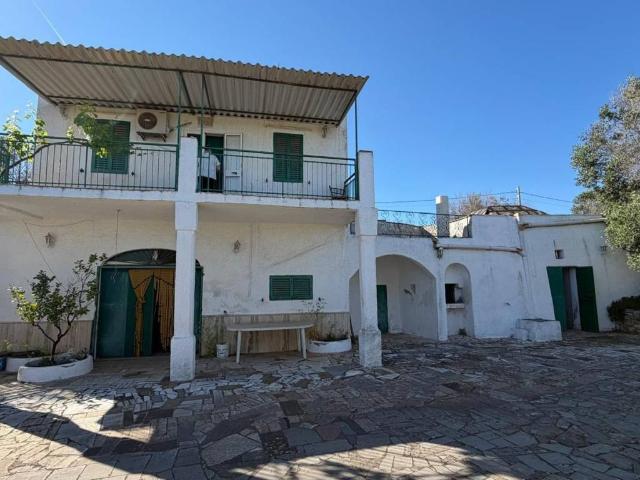 Villa Indipendente in vendita a Puglia, Brindisi