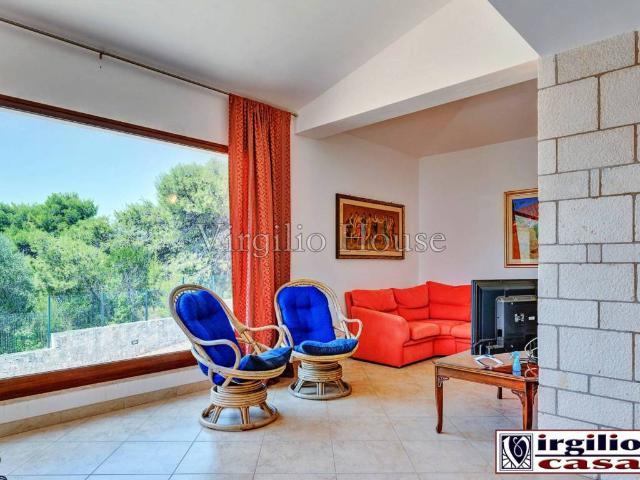 Villa Indipendente in vendita a Puglia, Brindisi