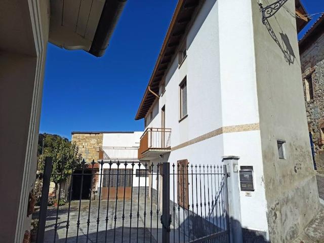 Villa Indipendente in vendita a Spinosa Alta, Piemonte