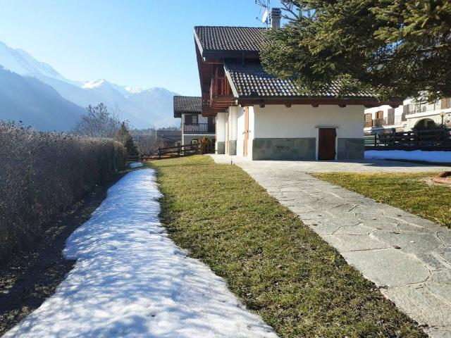 Villa Indipendente in vendita a Joans, Oulx