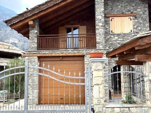 Villa Indipendente in vendita a Gad, Oulx