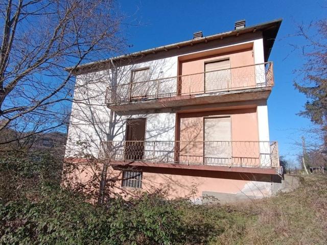 Villa Indipendente in vendita a Piemonte, Alessandria