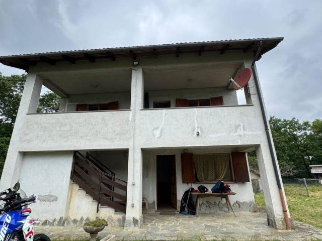 Villa Indipendente in vendita a Piemonte, Alessandria