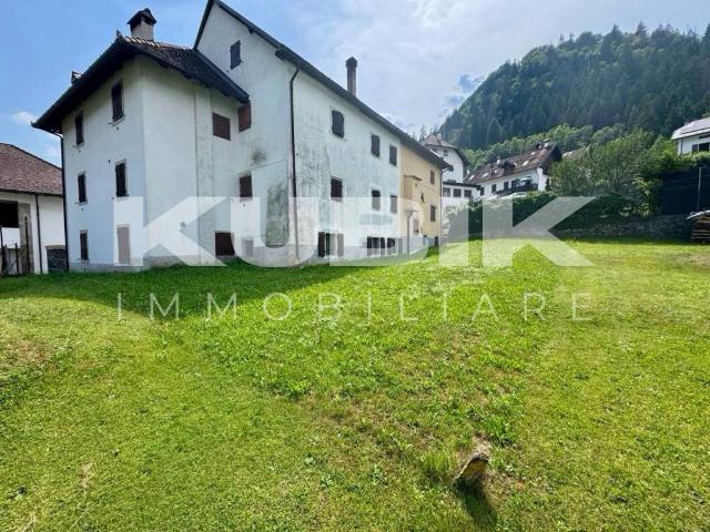 Villa Indipendente in vendita a Ovaro, Friuli-Venezia Giulia