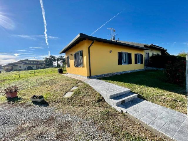 Villa Indipendente in vendita a Piemonte, Alessandria