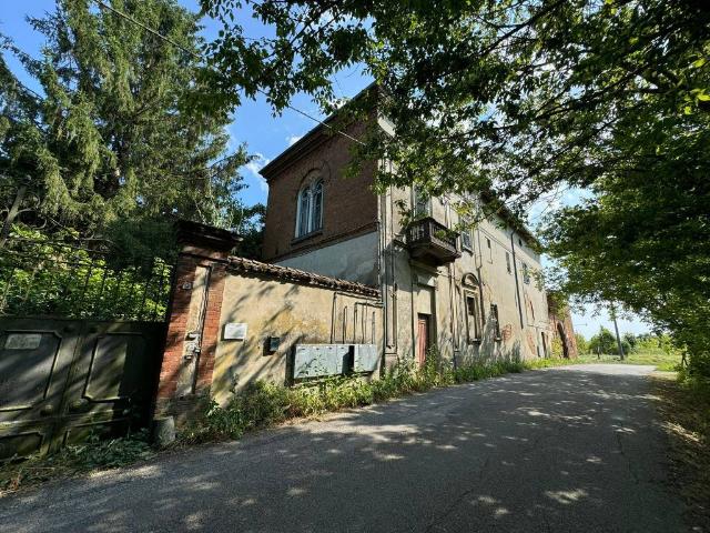 Villa Indipendente in vendita a Piemonte, Alessandria