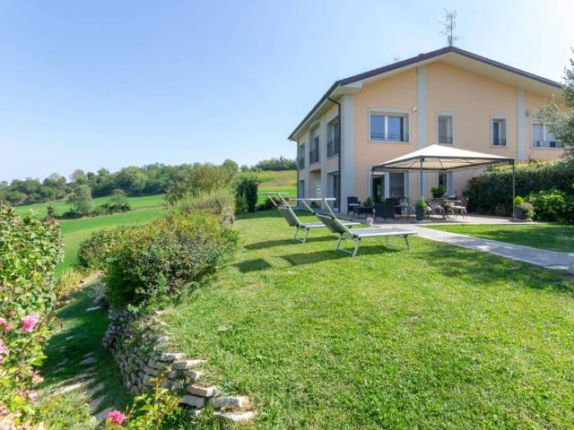 Villa Indipendente in vendita a Unione dei comuni Savena-Idice, Ozzano Dell'emilia