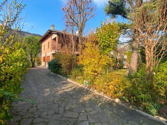 Villa Indipendente in vendita a Unione dei comuni Savena-Idice, Ozzano Dell'emilia