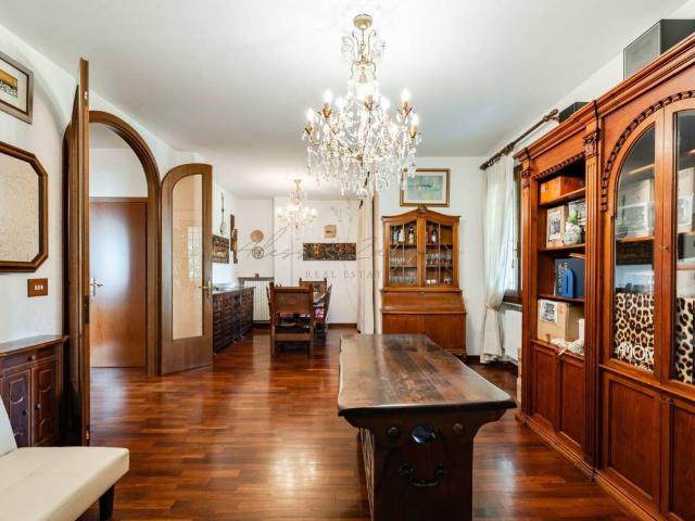 Villa Indipendente in vendita a Unione dei comuni Savena-Idice, Ozzano Dell'emilia