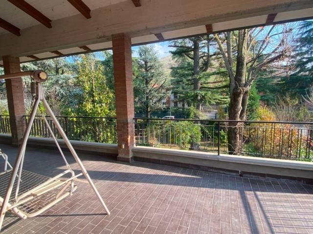 Villa Indipendente in vendita a Mercatale, Ozzano dell'Emilia