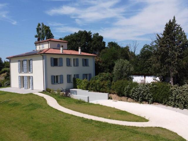 Villa Indipendente in vendita a Unione dei comuni Savena-Idice, Ozzano Dell'emilia