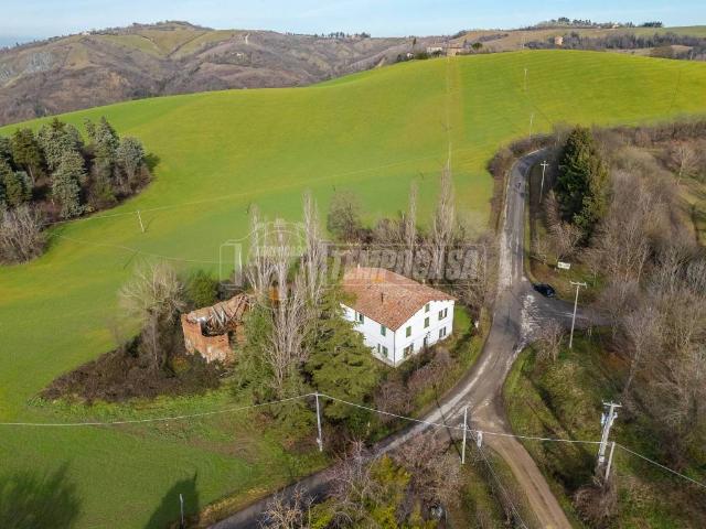 Villa Indipendente in vendita a Unione dei comuni Savena-Idice, Ozzano Dell'emilia