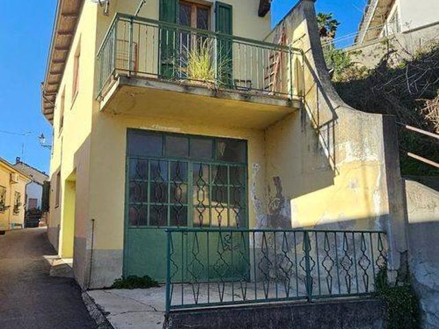 Villa Indipendente in vendita a Piemonte, Alessandria