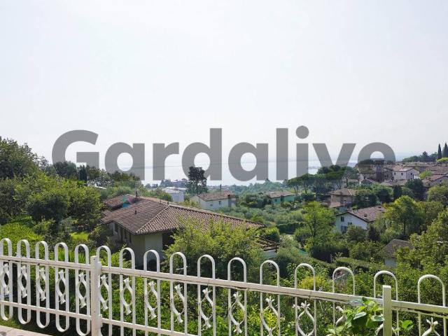 Villa Indipendente in vendita a Padenghe Sul Garda, Lombardia
