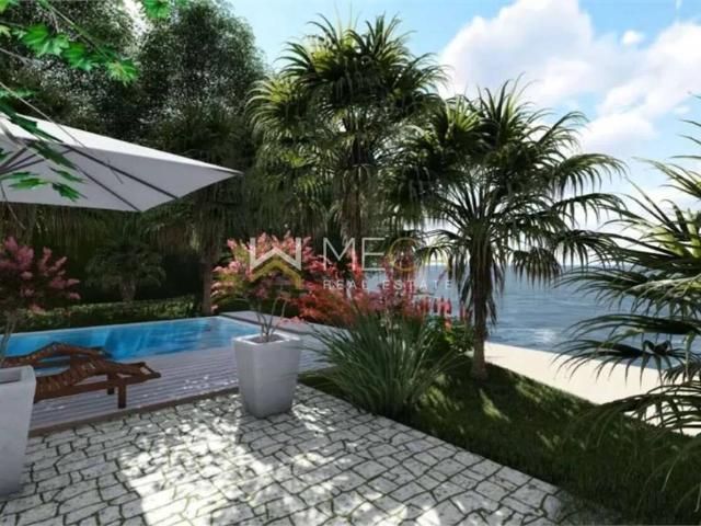 Villa Indipendente in vendita a Padenghe Sul Garda, Brescia