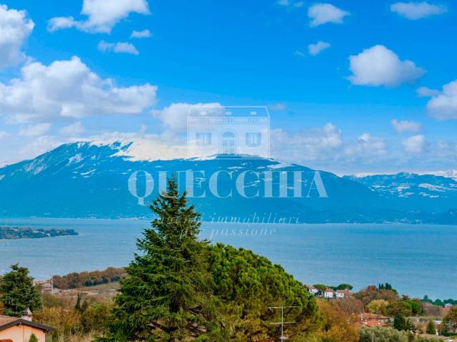 Villa Indipendente in vendita a Padenghe Sul Garda, Lombardia