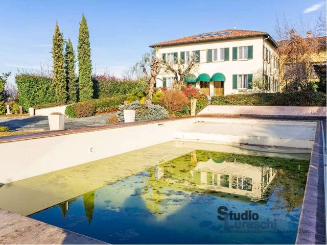 Villa Indipendente in vendita a Verderio Superiore, Lombardia