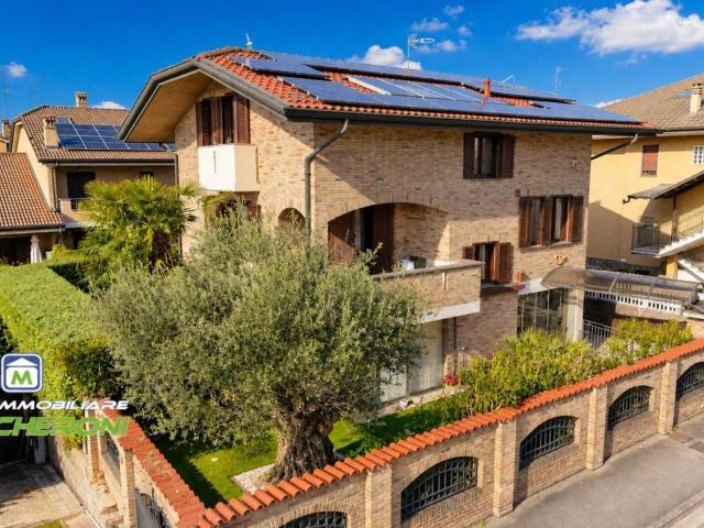 Villa Indipendente in vendita a Zona Omogenea Milano Nord, Paderno Dugnano