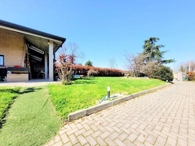 Villa Indipendente in vendita a Zona Omogenea Milano Nord, Paderno Dugnano
