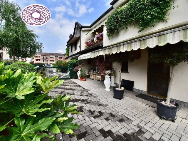 Villa Indipendente in vendita a Zona Omogenea Milano Nord, Paderno Dugnano